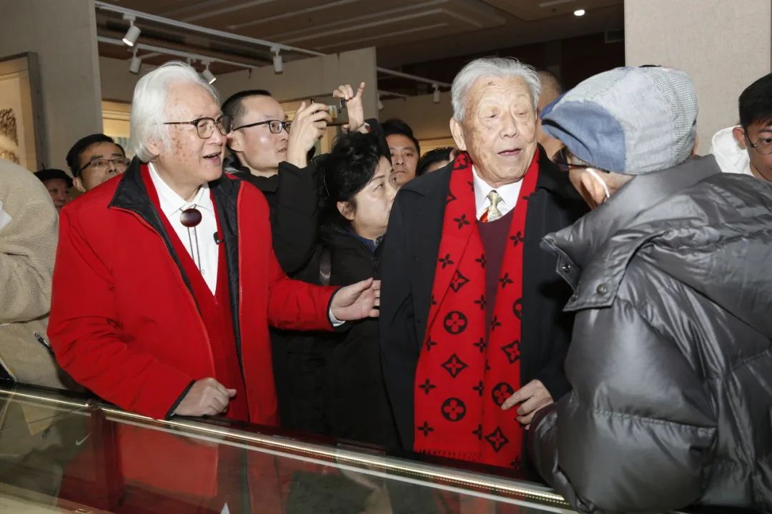 说明: 图片 说明: 图片