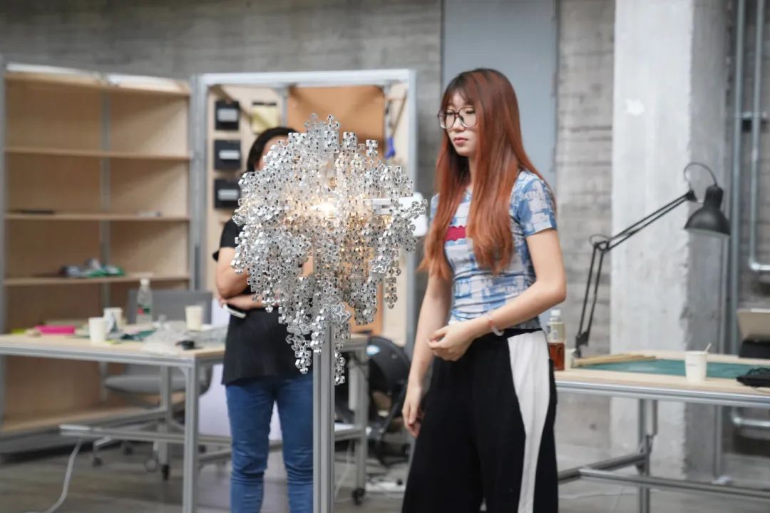 说明: 图片 说明: 图片