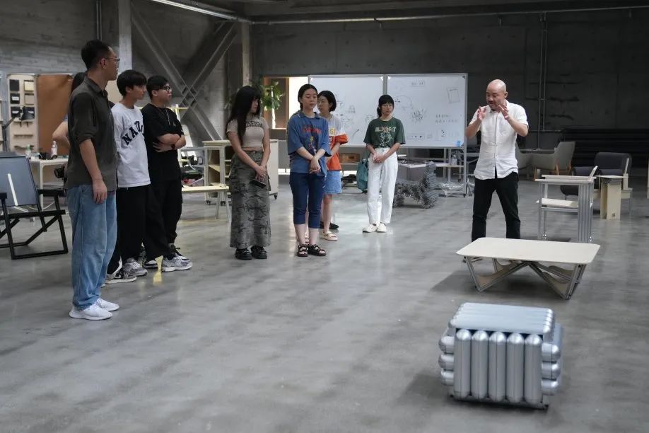 说明: 图片 说明: 图片