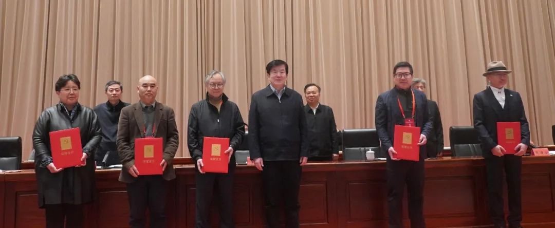 说明: 图片 说明: 图片