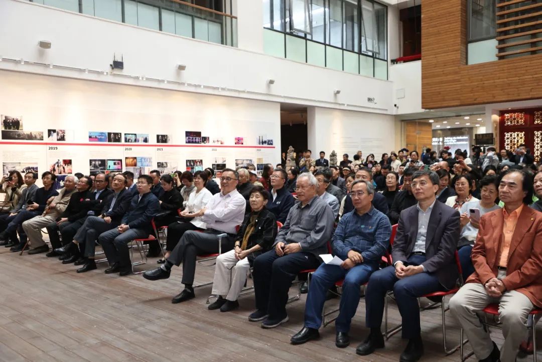 说明: 图片 说明: 图片