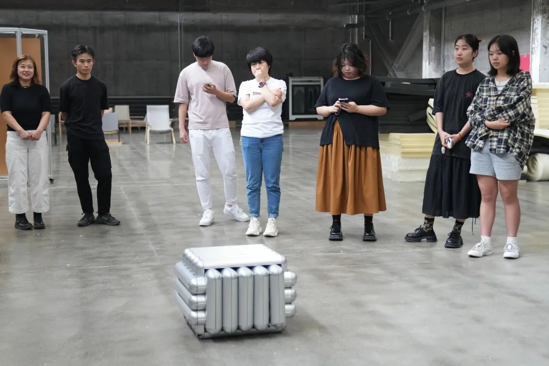 说明: 图片 说明: 图片