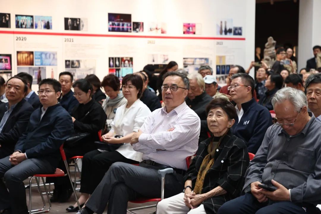 说明: 图片 说明: 图片