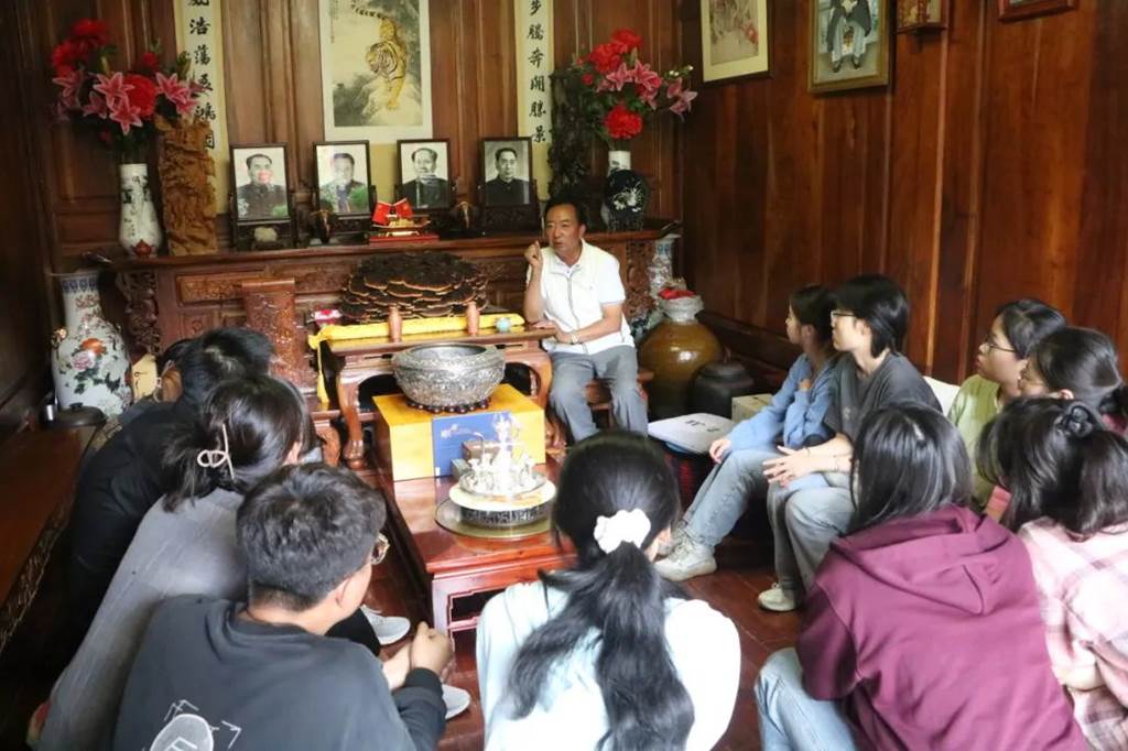说明: 图片 说明: 图片